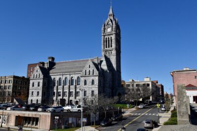 Holyoke panel advances data center moratorium after split debate